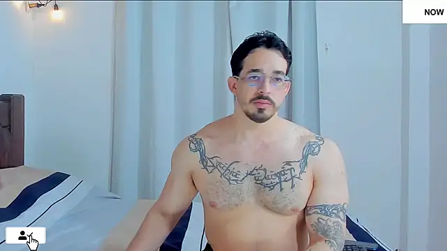 Hunter Hoott online show from 24, 4, 2026