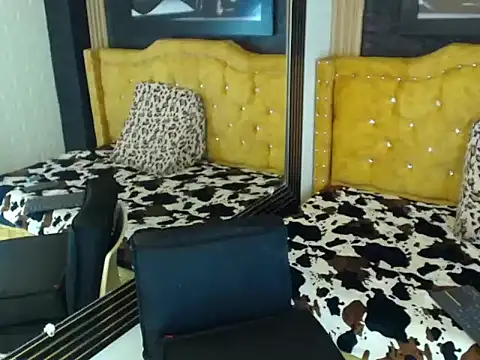 MiaColushy online show from 28, 11, 2025