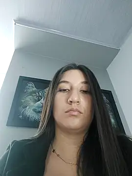 Snapshot of LunaBaby- chatting on 24, 9, 2025 LunaBaby- online show from 24, 9, 2025