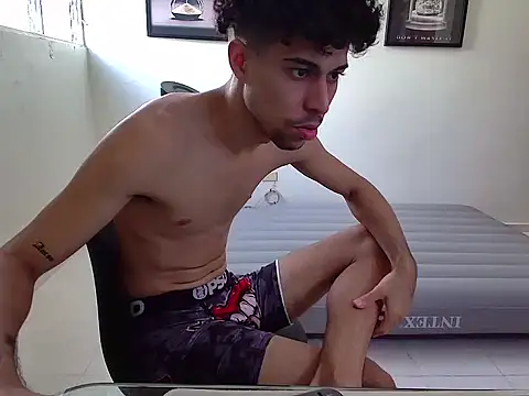 Dollarhot30 online show from 13, 11, 2025