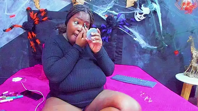 Maiam  Rossi online show from 13, 11, 2025