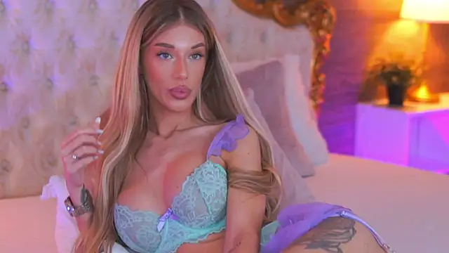 EllieRedd online show from 27, 10, 2025