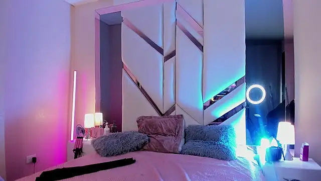 EmmaStonns online show from 11, 3, 2026