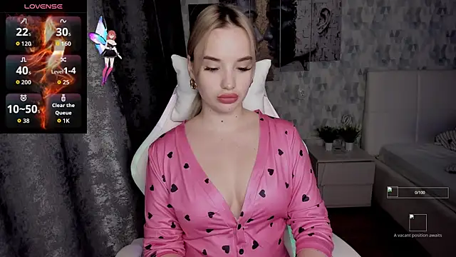 KiraKrox online show from 20, 10, 2025