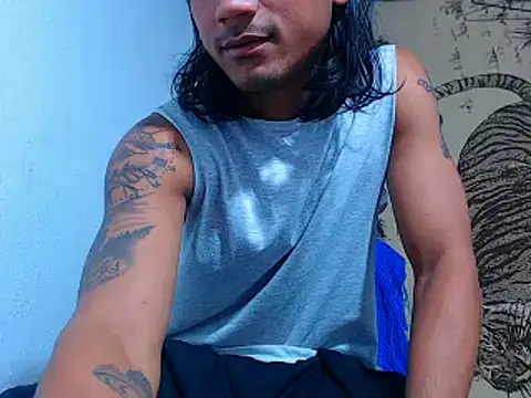 Snapshot of davidcutterr chatting on 24, 7, 2026 davidcutterr online show from 24, 7, 2026