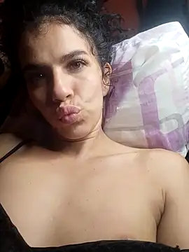 lucerocutte online show from 17, 4, 2026