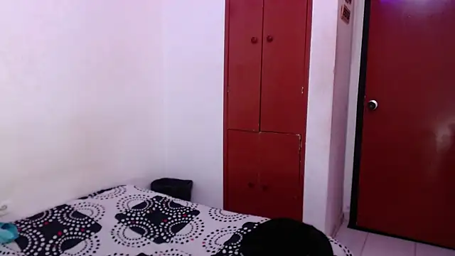 Snapshot of EvaHarryy chatting on 10, 6, 2026 EvaHarryy online show from 10, 6, 2026