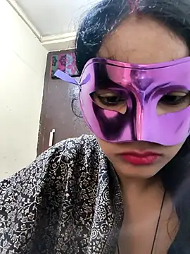 Snapshot of Hot_Alia04 chatting on 14, 11, 2025 Hot Alia04 online show from 14, 11, 2025