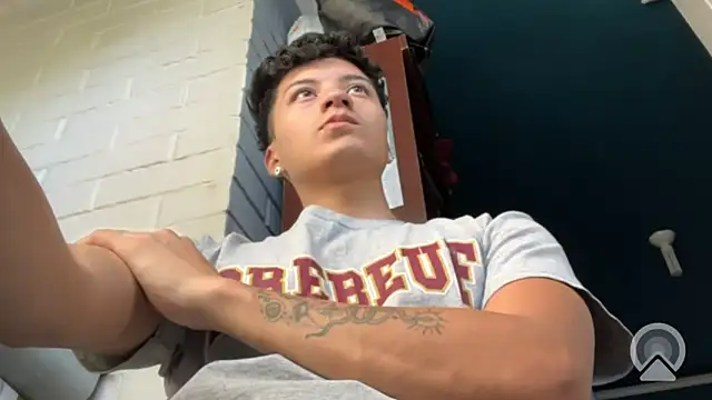 Snapshot of feeelipe2007 chatting on 16, 2, 2026 feeelipe2007 online show from 16, 2, 2026