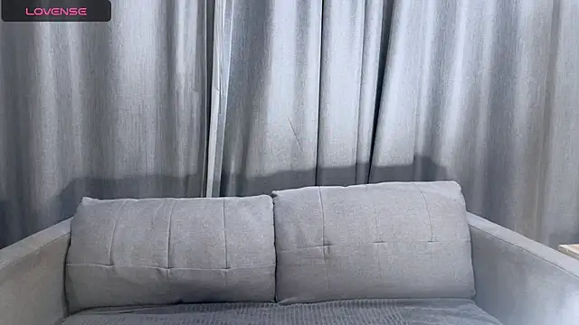 Snapshot of penny_coco chatting on 2, 2, 2026 penny coco online show from 2, 2, 2026