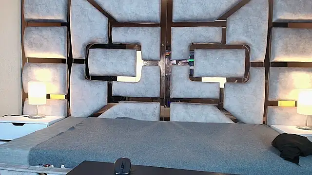 ArianaBeake online show from 23, 11, 2025