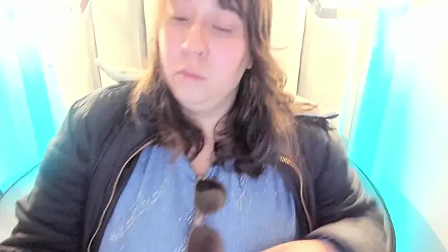 Snapshot of _Emily_rosee_ chatting on 19, 9, 2025 Emily rosee online show from 19, 9, 2025