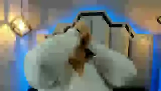 Snapshot of _Emily_rosee_ chatting on 10, 10, 2025 Emily rosee online show from 10, 10, 2025