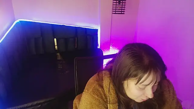 Snapshot of _Emily_rosee_ chatting on 25, 11, 2025 Emily rosee online show from 25, 11, 2025