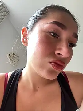 Isa Villamarin online show from 21, 10, 2025