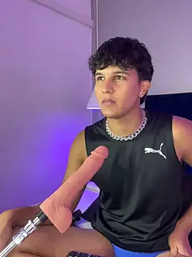 Leo Savage  online show from 5, 10, 2025