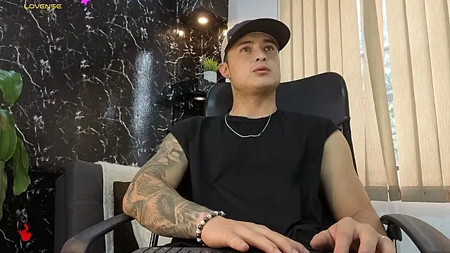 Alexander ferre online show from 7, 2, 2026