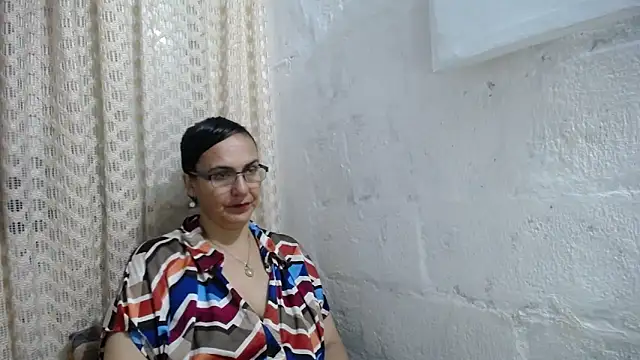 gabbyparker  online show from 31, 10, 2025