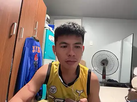 twinkrnboy online show from 19, 7, 2026