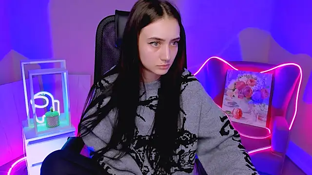 olivianorton online show from 2, 12, 2025