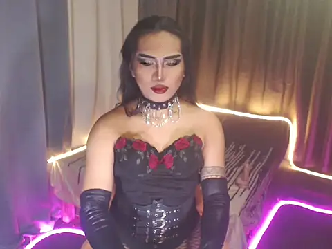 Hail ur Dominant online show from 5, 11, 2025