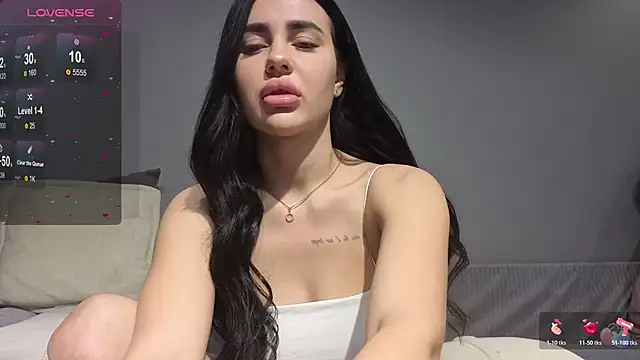 Snapshot of Mary__foxy chatting on 18, 10, 2025 Mary foxy online show from 18, 10, 2025