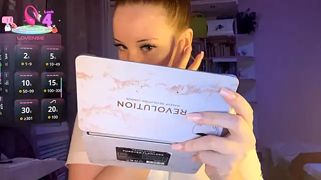 PandaFluff online show from 22, 9, 2025