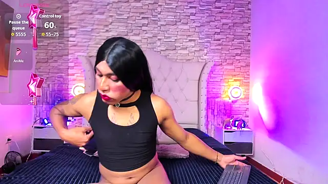 Lucia-Horny24 online show from 24, 11, 2025