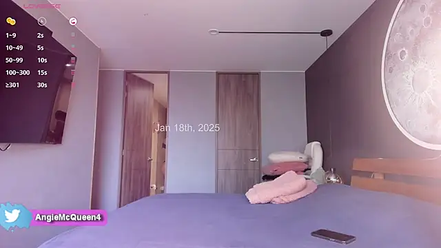 Snapshot of Sarajames chatting on 18, 1, 2025 Sarajames online show from 18, 1, 2025