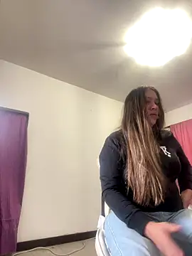 emma hot2006 online show from 11, 9, 2025