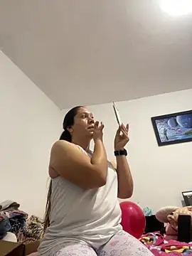 emma hot2006 online show from 13, 10, 2025