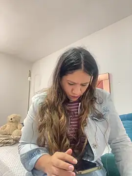 emma hot2006 online show from 27, 10, 2025