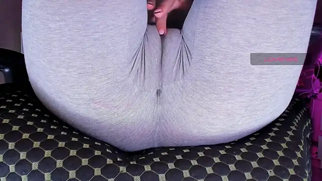 Snapshot of Cameltoe_squirt_inPants chatting on 30, 11, 2025 Cameltoe squirt inPants online show from 30, 11, 2025