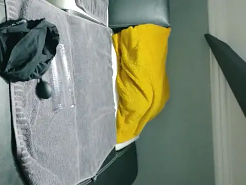 slavic boy 39 online show from 5, 12, 2025