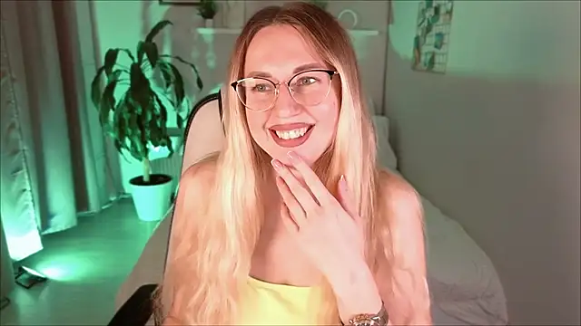 Snapshot of Lexi_terele chatting on 17, 9, 2025 Lexi terele online show from 17, 9, 2025