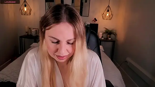 Snapshot of Lexi_terele chatting on 27, 9, 2025 Lexi terele online show from 27, 9, 2025