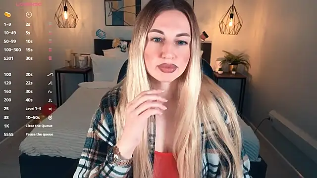 Snapshot of Lexi_terele chatting on 2, 10, 2025 Lexi terele online show from 2, 10, 2025