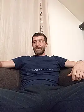 Snapshot of Alexdaniel89 chatting on 6, 1, 2026 Alexdaniel89 online show from 6, 1, 2026