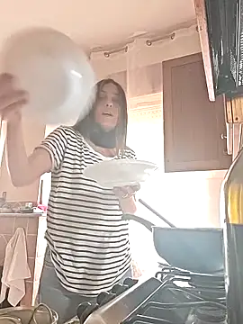 DaisyDea online show from 28, 10, 2025