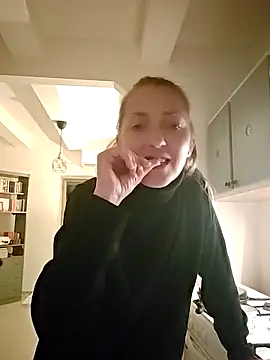 DaisyDea online show from 16, 11, 2025