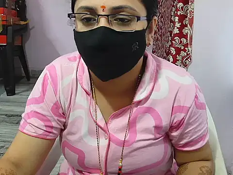 Snapshot of jannu6482 chatting on 29, 11, 2025 jannu6482 online show from 29, 11, 2025