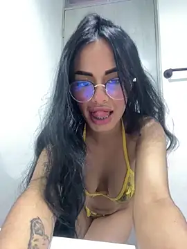 Snapshot of Melissa_coch chatting on 26, 10, 2025 Melissa coch online show from 26, 10, 2025