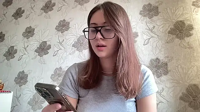 StellarAlice online show from 30, 11, 2025