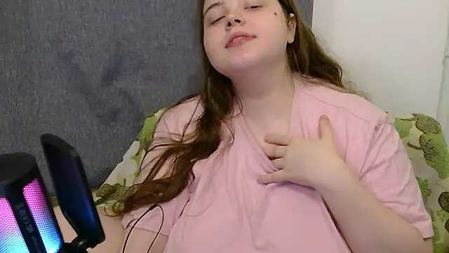 brattyprincessemma online show from 8, 11, 2025