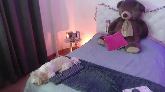 kylie444  online show from 30, 10, 2025