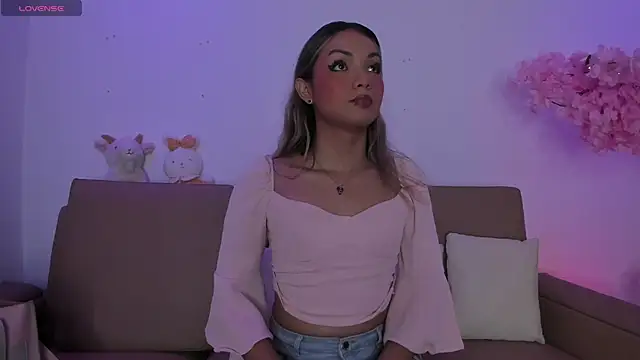 Doll Isa  online show from 31, 3, 2026