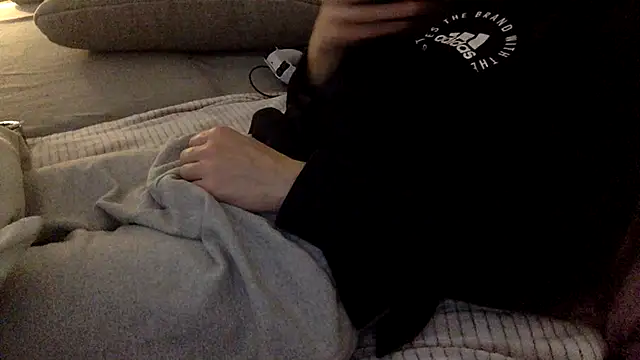 Breezydicksn online show from 31, 10, 2025