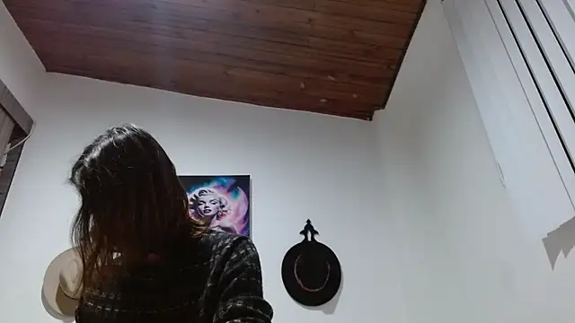 Crystal Star  online show from 22, 2, 2026