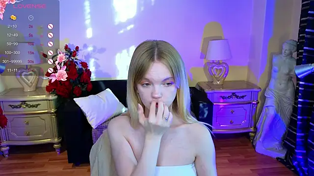 Snapshot of RosesKate chatting on 29, 9, 2025 RosesKate online show from 29, 9, 2025