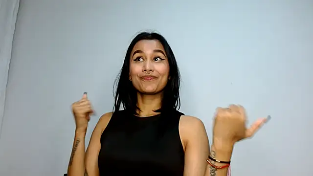 Gia Lee online show from 13, 10, 2025